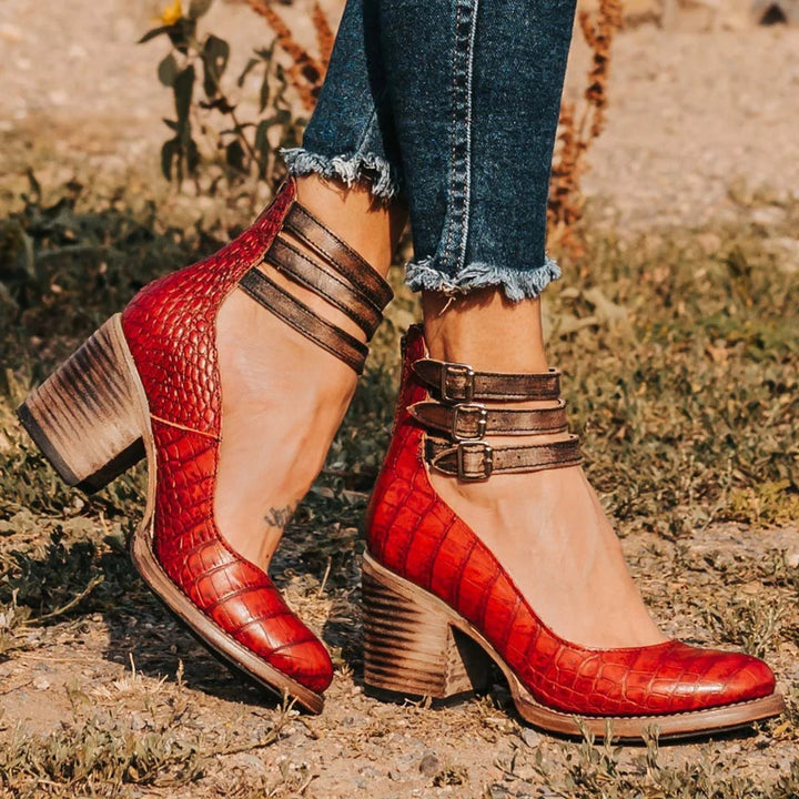 Samantha | Elegant Leather Pumps