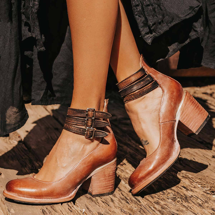 Samantha | Elegant Leather Pumps